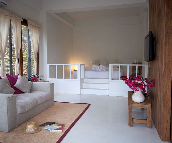 Luxury Suite with Jacuzzi