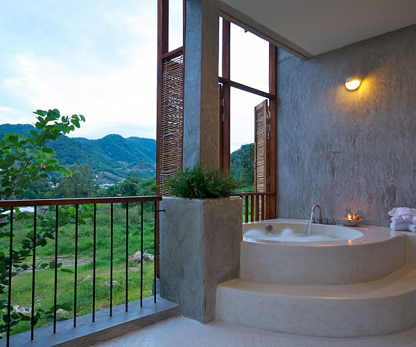 Mountain View Suite with Jacuzzi