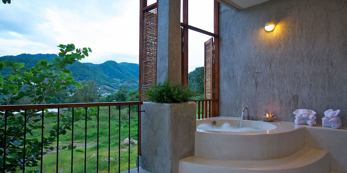 Mountain View Suite with Jacuzzi