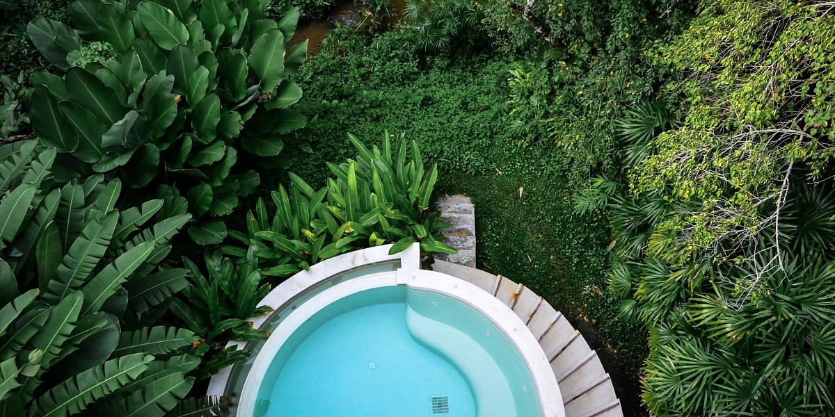 Pool Suite