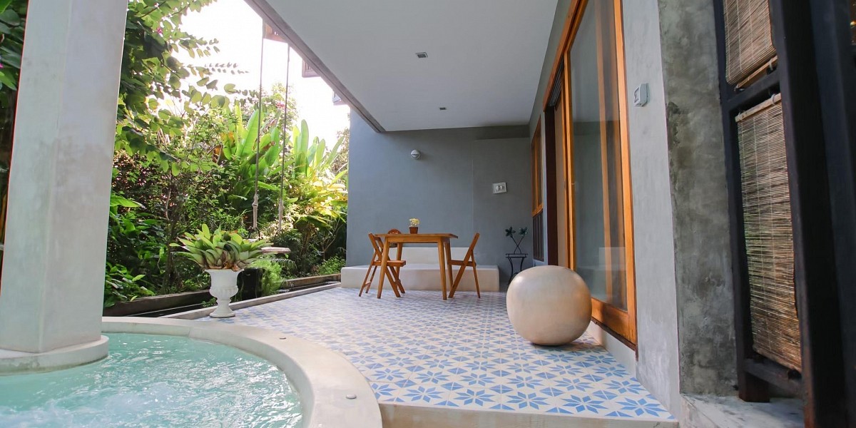 Pool Suite