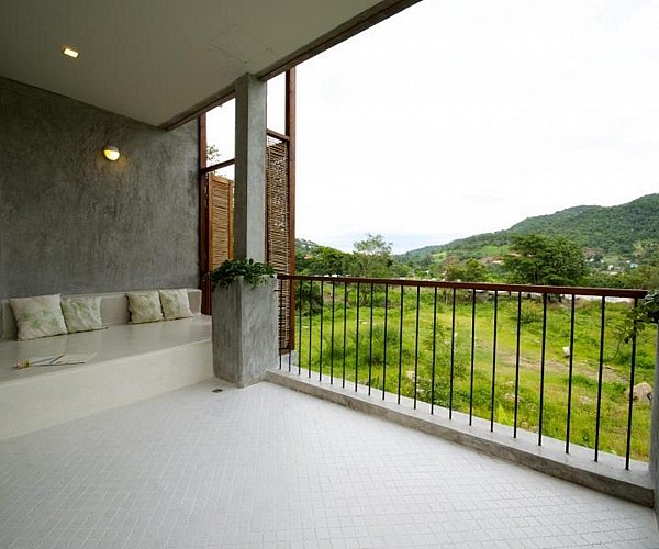 Luxury Suite with Bathtub