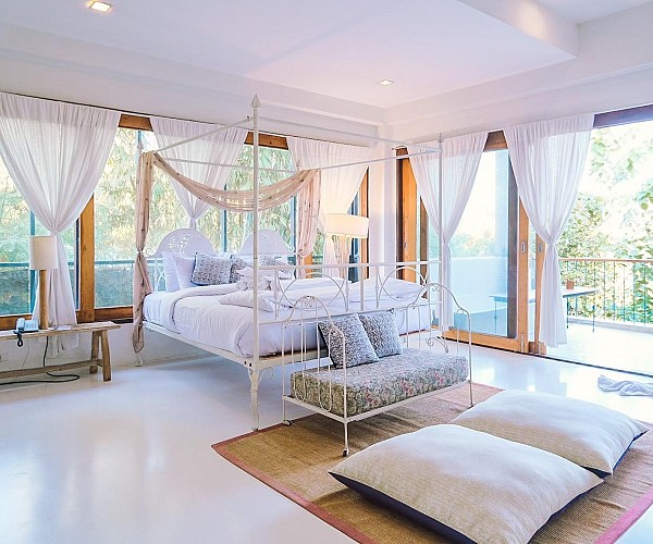 Mountain View Suite with Jacuzzi