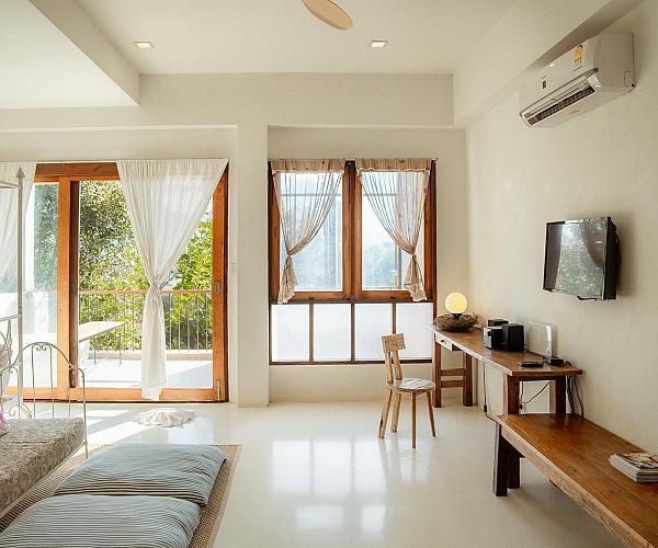 Mountain View Suite with Jacuzzi