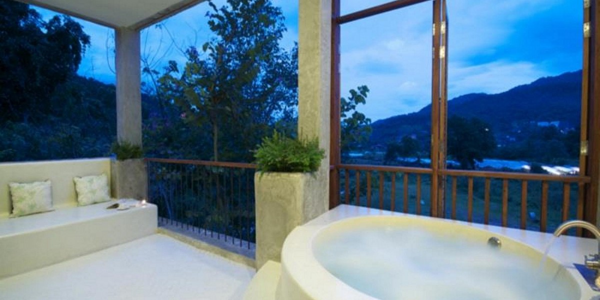 Mountain View Suite with Jacuzzi