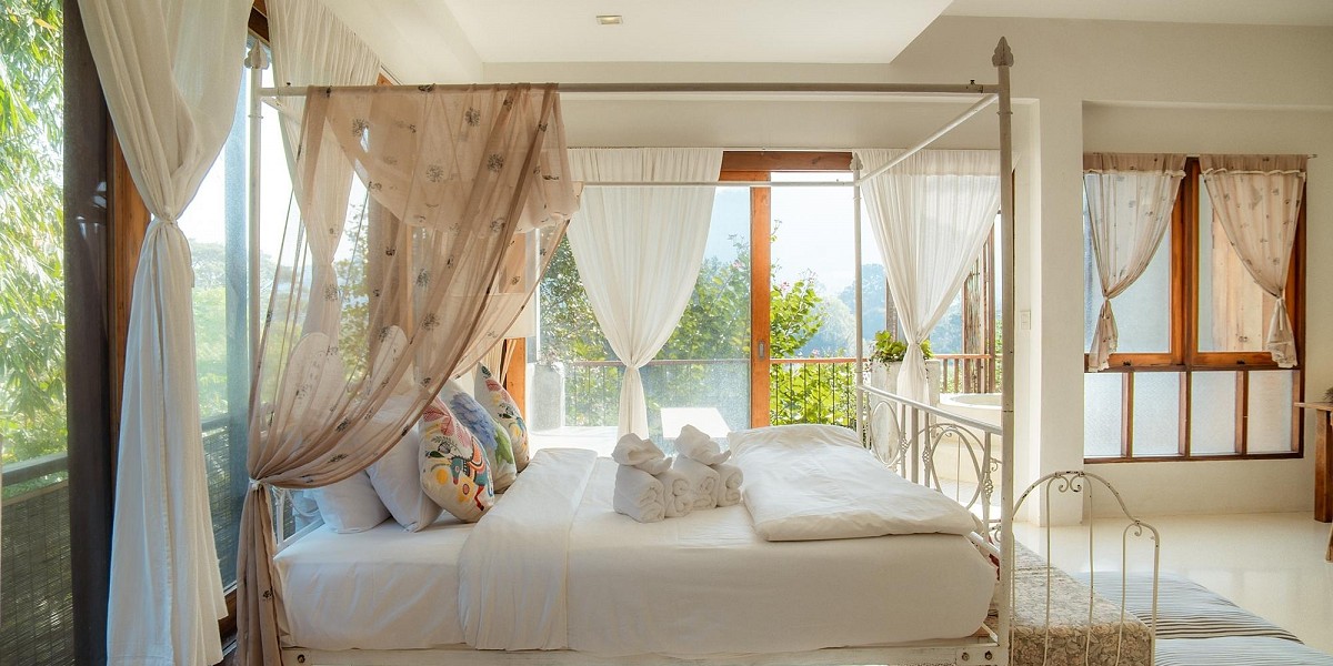Mountain View Suite with Jacuzzi