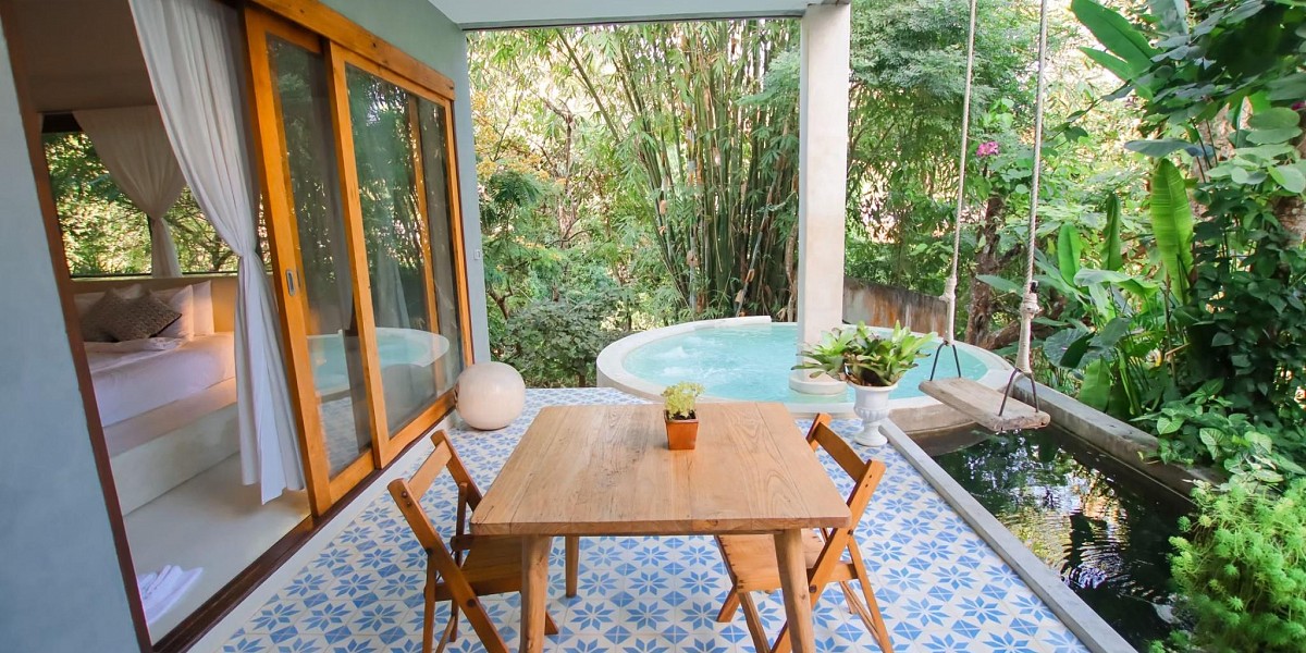 Pool Suite