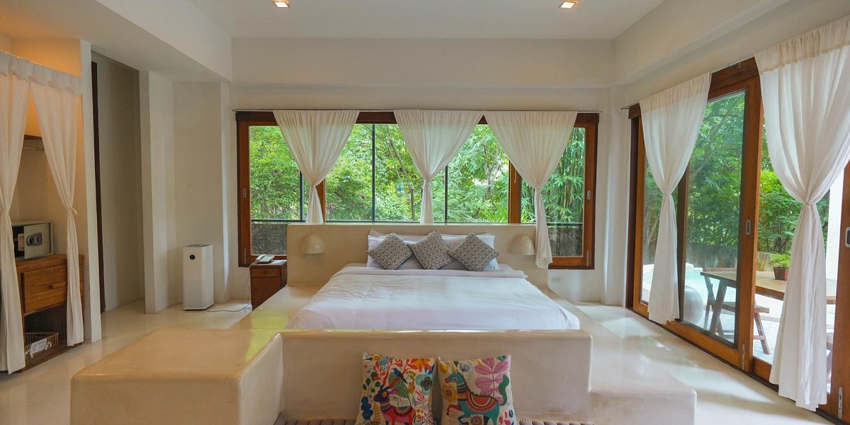 Pool Suite