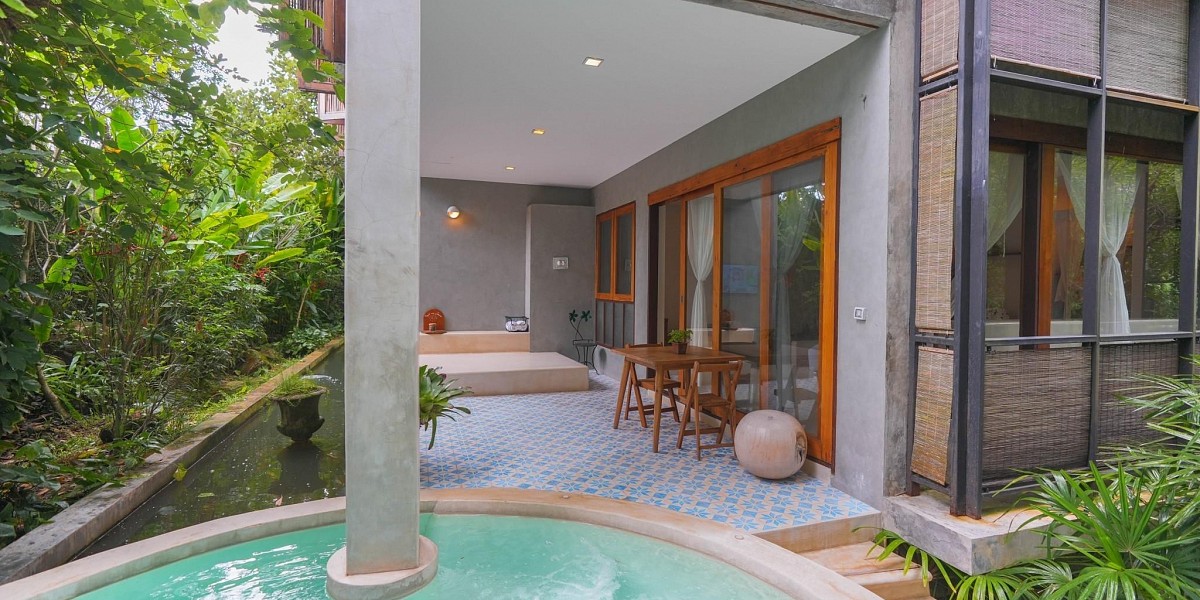 Pool Suite