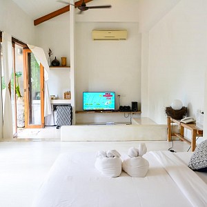 Luxury Suite with Jacuzzi