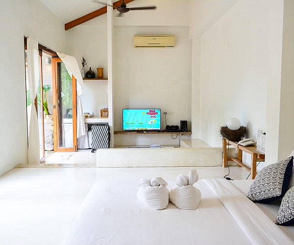 Luxury Suite with Jacuzzi