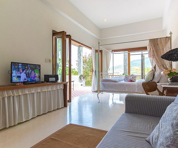 Mountain View Suite with Jacuzzi