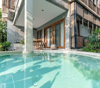 Pool Suite