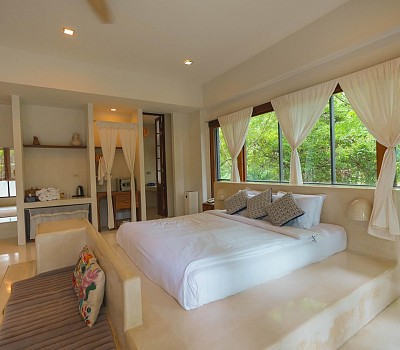 Pool Suite
