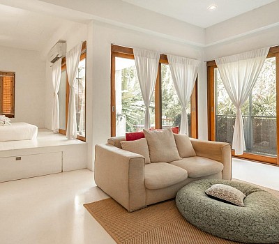 Luxury Suite with Jacuzzi