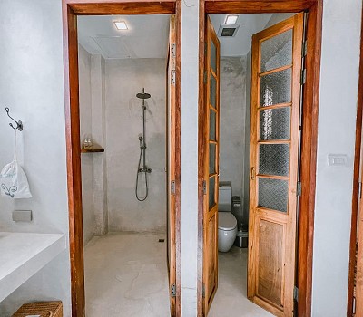 Luxury Suite with Jacuzzi