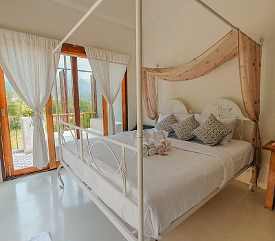 Mountain View Suite with Jacuzzi